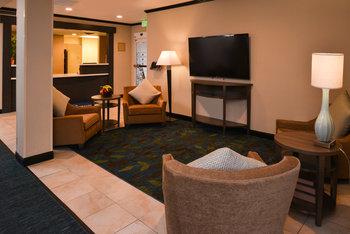 Candlewood Suites - Boise Towne Square