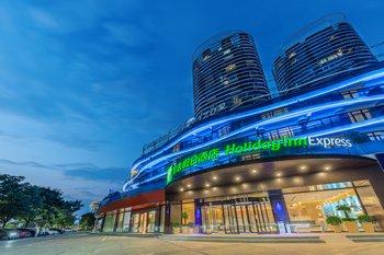 Holiday Inn Exp Yichang Riverside