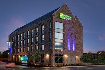 Holiday Inn Exp West Cambourne