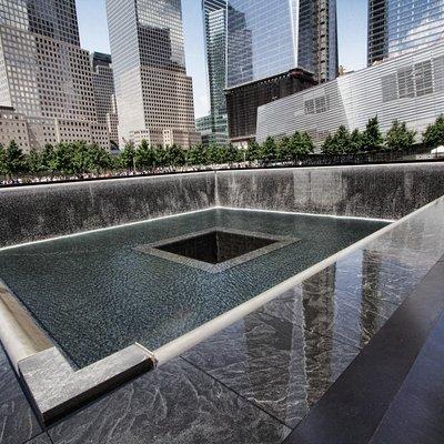 9/11 Memorial, Ground Zero Tour with Optional 9/11 Museum Ticket